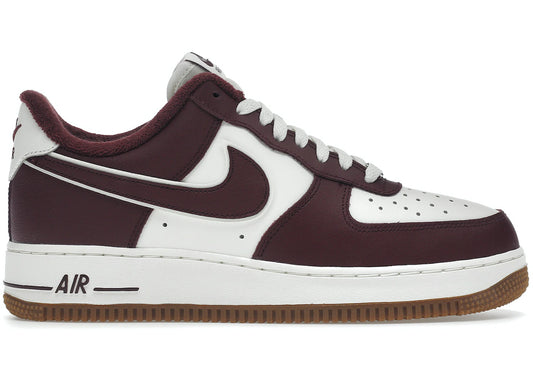 Air Force 1 '07 LV8 'College Pack - Night Maroon'